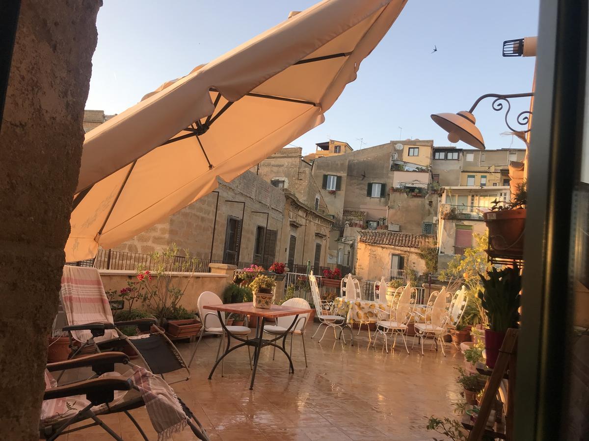 أغريجنتو B&B Batara - "La Terrazza Del Centro" المظهر الخارجي الصورة